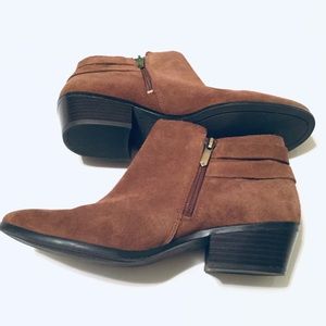 Sam Edelman Petal Ankle Booties Size 10